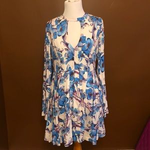BNWT Free People Size 2 Long Sleeve Floral Dress